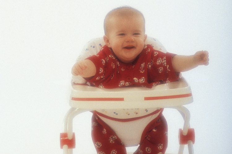 La AAP ha encontrado que las caminadoras pueden ser peligrosas para bebés y niños pequeños.