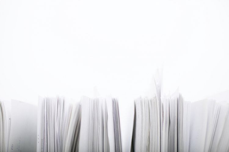 Los broches para carpeta son muy útiles para proteger registros médicos y documentos de impuestos.