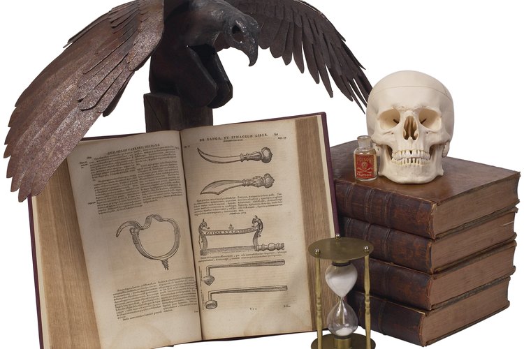 Disfrazarte de tu personaje favorito de un libro es una idea astuta para las celebraciones de Halloween.