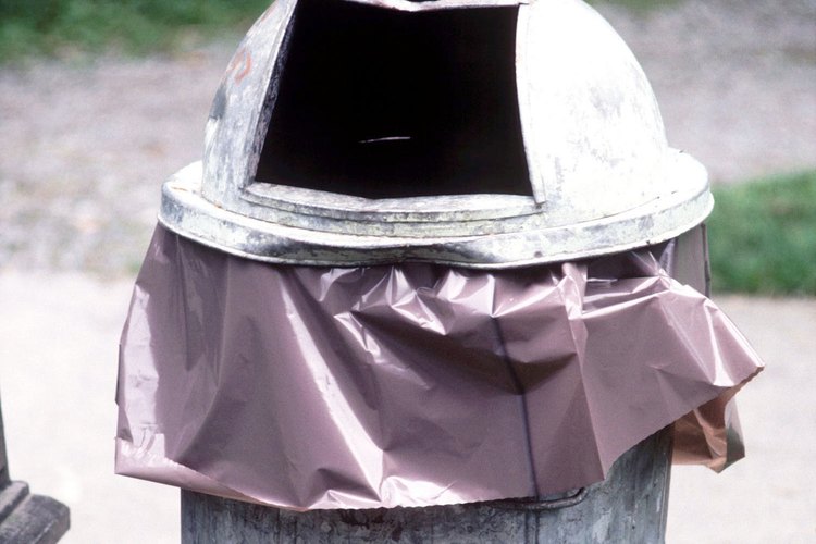 Mantén las ardillas alejadas de los botes de basura.