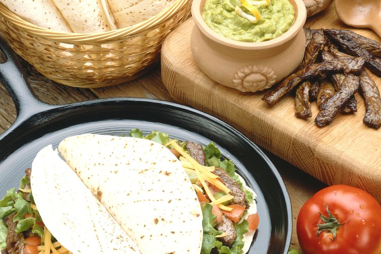 La champaña blanc de noir combina bien con la comida mexicana.