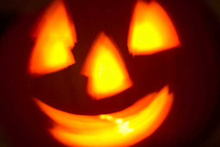 Planea una fiesta de Halloween espectacular para asustar hasta los pelos a tu hijo adolescente.