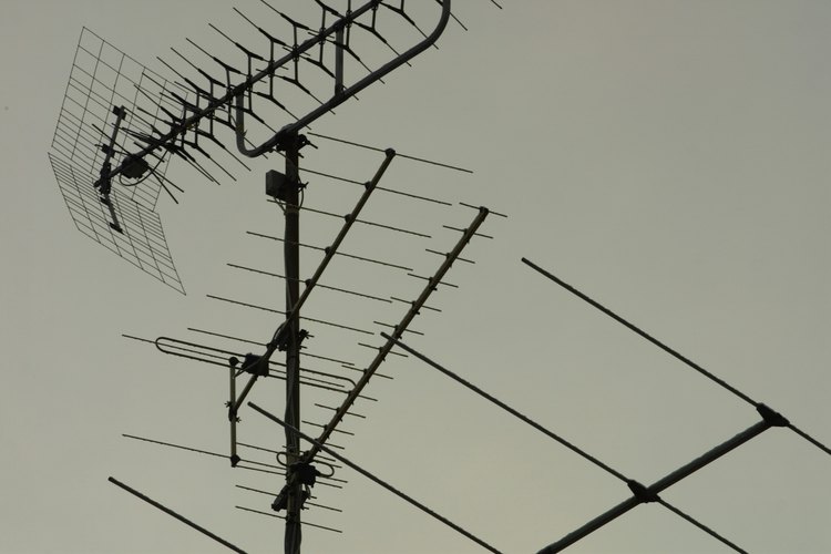 Hay televisores en casi todos los hogares.