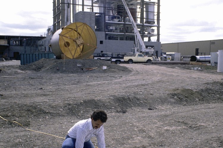 La ingeniería civil y la ingeniería de la construcción son un poco diferentes.