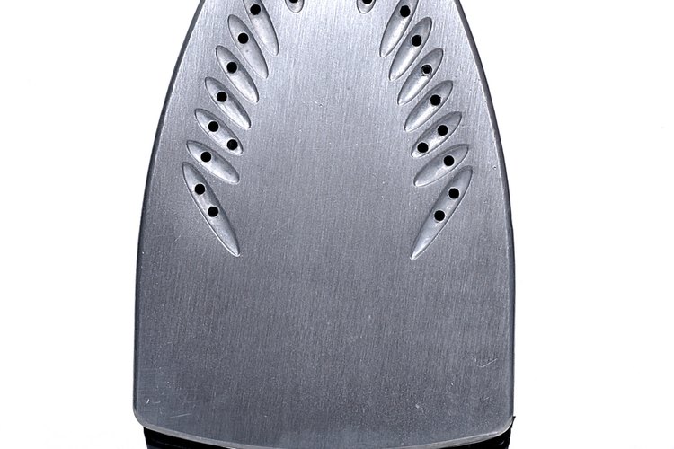 Aprende a limpiar de manera eficiente tu plancha de teflón.