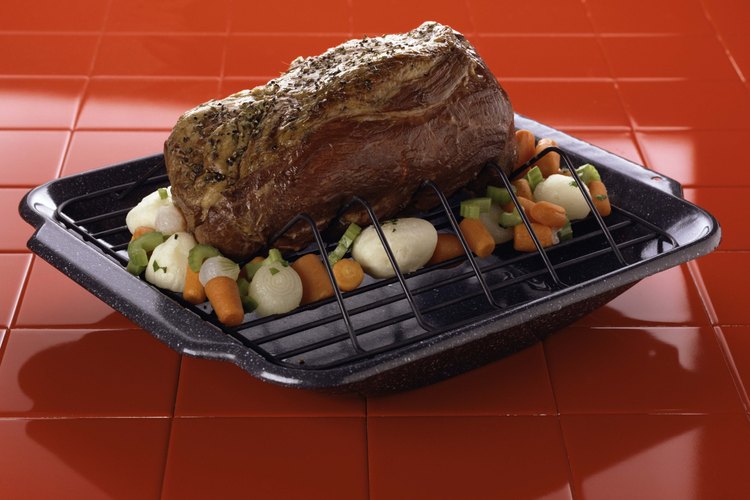 El asado al horno requiere de poco tiempo de preparación. Tendrás una comida muy rendidora en poco tiempo.