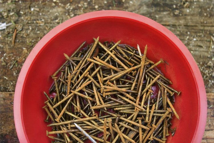 El vinagre quita el oxido en varios elementos además de los candados.