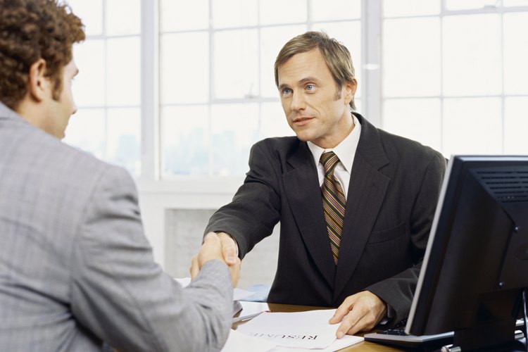 Mantener sólidas relaciones de trabajo entre el empleador y los empleados.