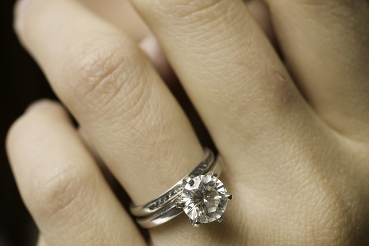 El anillo de la pureza representa no tener relaciones sexuales hasta el casamiento.