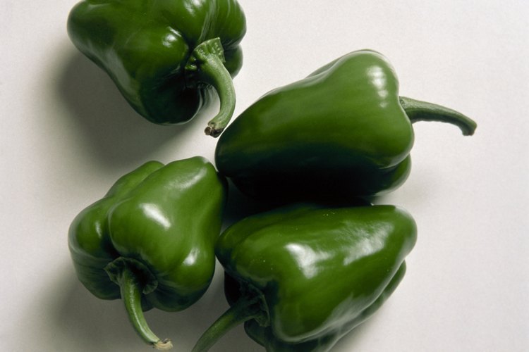 Tu bebé puede disfrutar de los pimientos verdes a temprana edad.