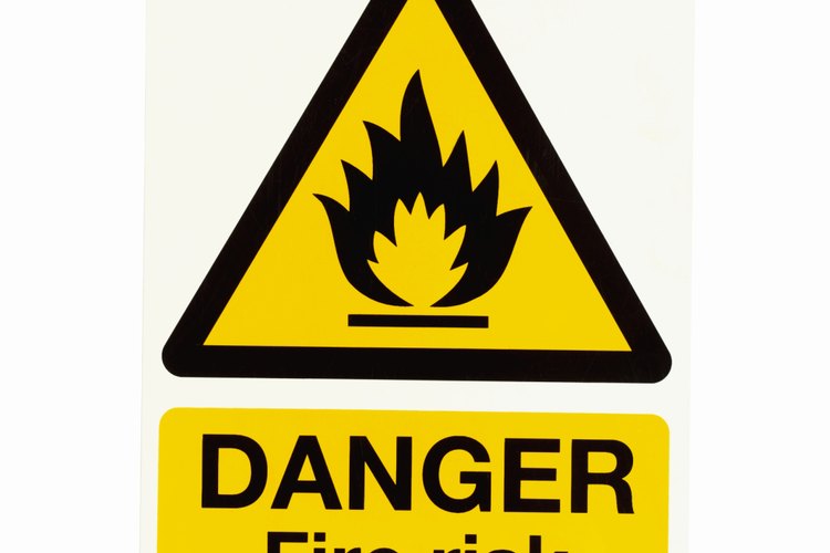 El triángulo de fuego representa los elementos necesarios para sostener el fuego.