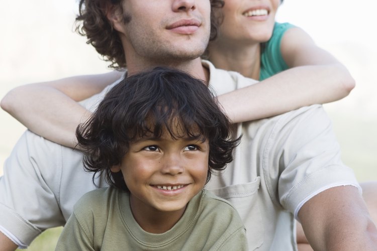 De ahora en adelante él será parte de tu familia.