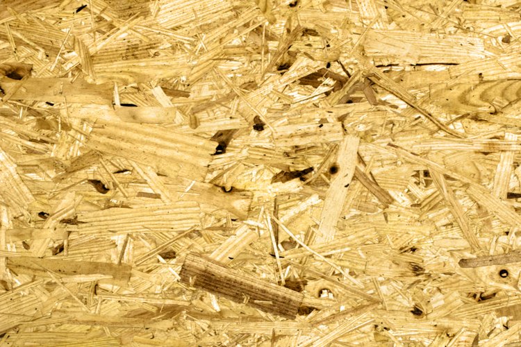 La madera prensada puede dañarse fácilmente, pero se puede reparar.