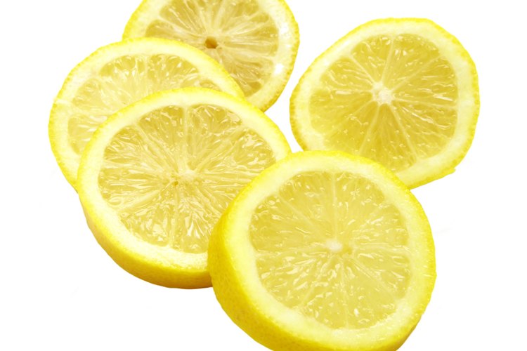 El limón agrega acidez y un brillo especial a varios sabores.
