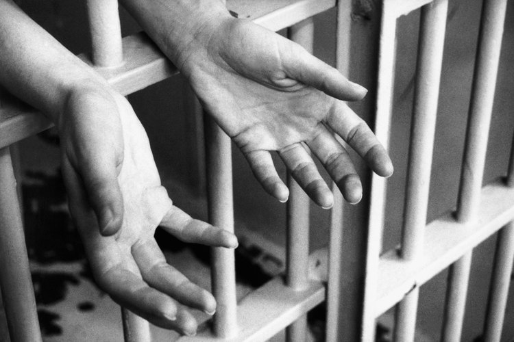 Orden de detención judicial.