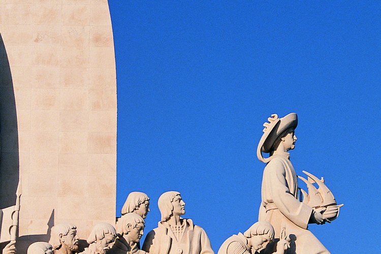 La colonización de algunos países americanos es ejemplo de asentamientos simples.