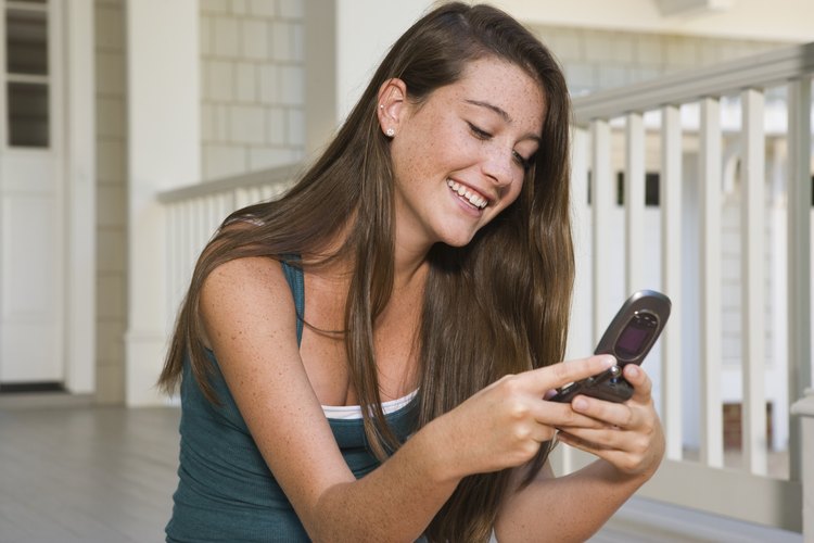 Los teléfonos celulares pueden tener una gran influencia en el comportamiento de los jóvenes.