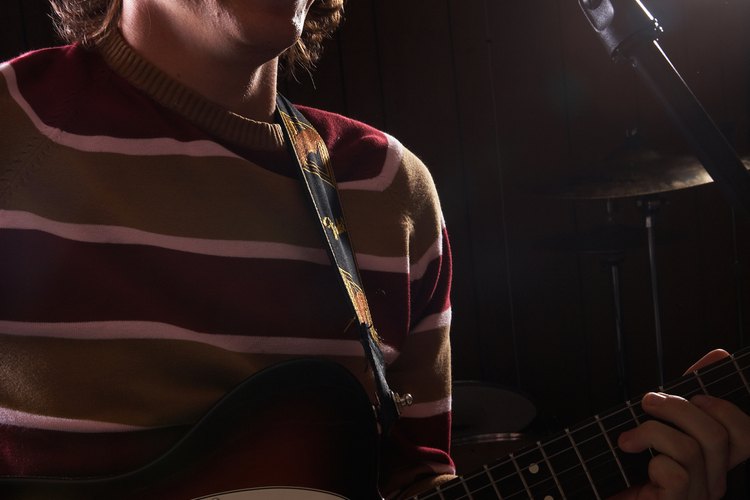 Organiza una fiesta emocionante para alguien que sueña con convertirse en una estrella de rock.