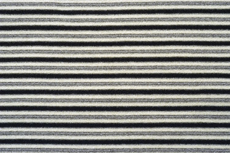 Tonos de gris.