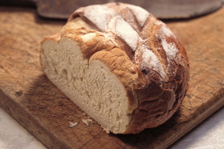 El pan de masa fermentada obtiene su sabor y textura distintivo del iniciador.