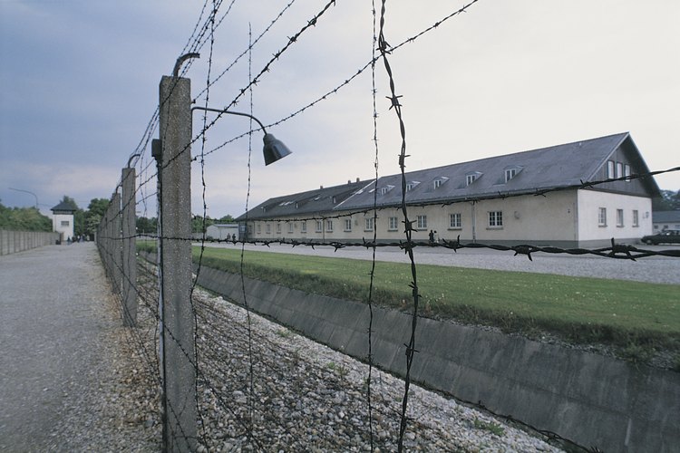 Muchos judíos escaparon de los campos de concentración nazis.