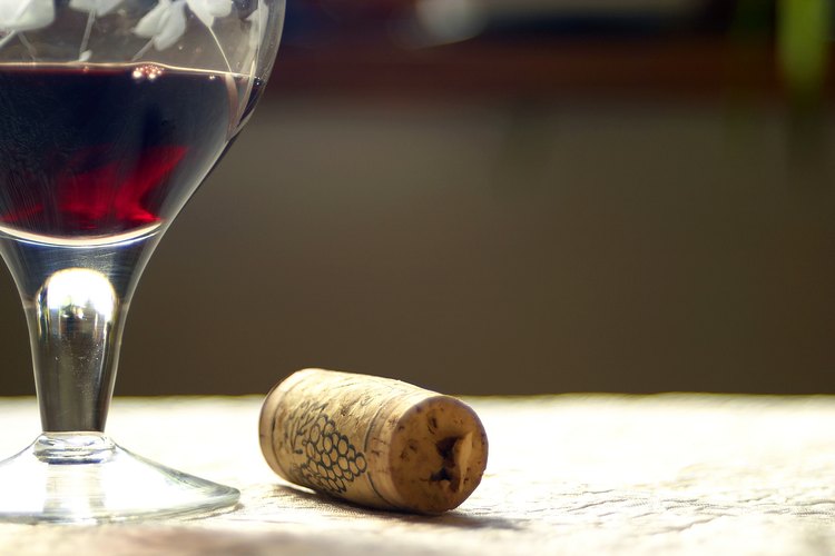 El vino tinto no romperá tu dieta.