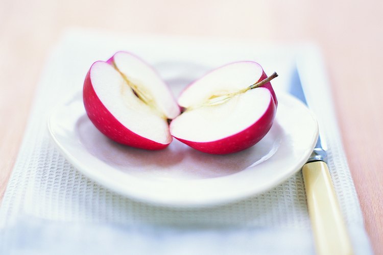 Tan pronto cortes una manzana empieza el proceso de oxidación.