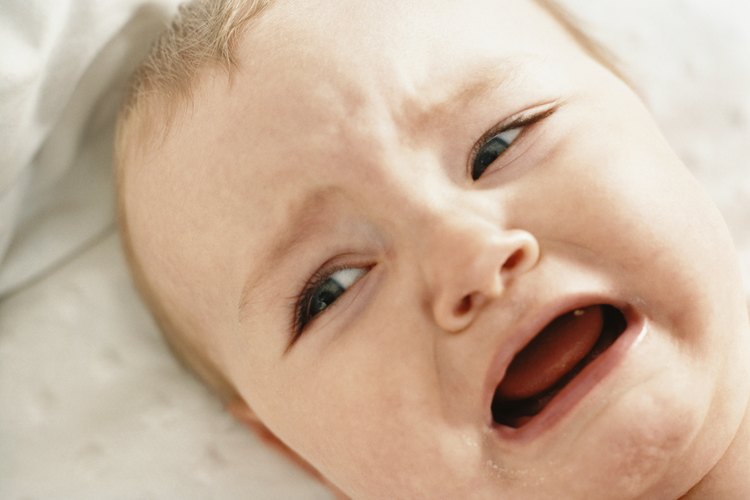 Los bebés con gases pueden llorar toda la noche.