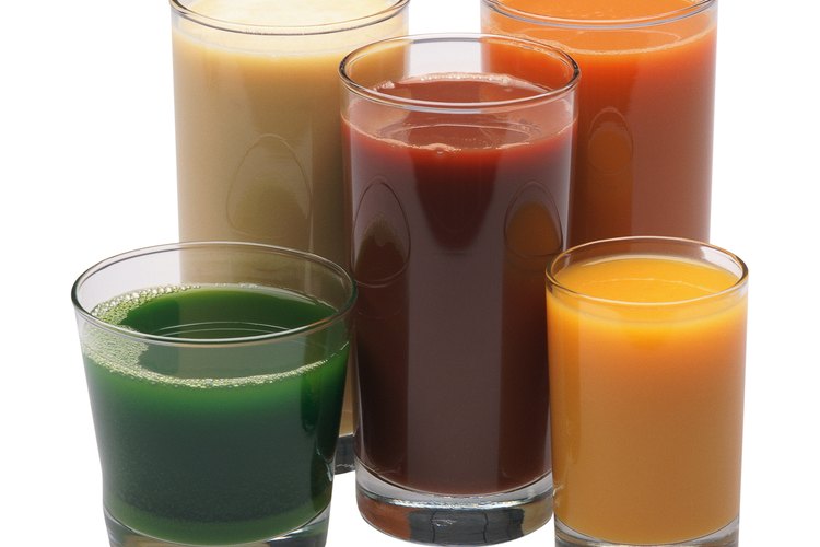 Ciertas verduras se pueden unir para hacer deliciosas mezclas de jugo de vegetales.