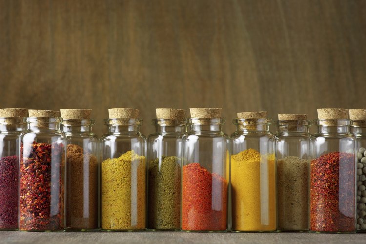 El arte de la cocina es el arte de usar condimentos.