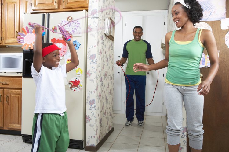 Los niños de tercer grado pueden planificar actividades de entrenamiento para sus familias.