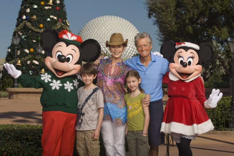 El domo en Epcot es un ejemplo de un domo geodésico.