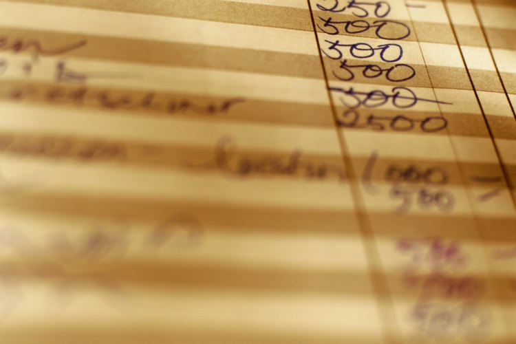 Un balance general clasificado presenta las cuentas en grupos o categorías distintas.