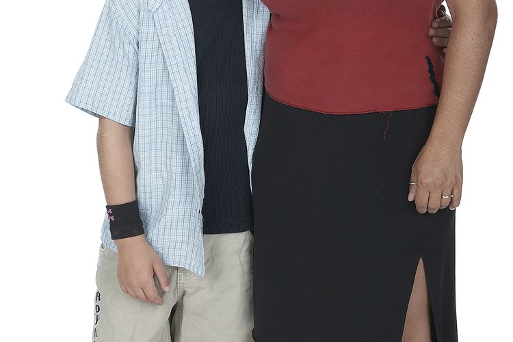 Las madres solteras de niños con autismo pueden unirse a grupos de apoyo para hacer frente a sus problemas específicos.