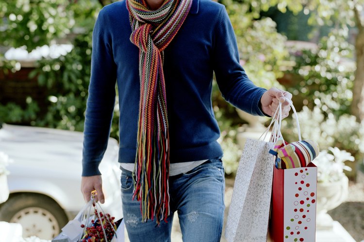 Utiliza tu propio talento para crear un regalo para tu amigo especial.