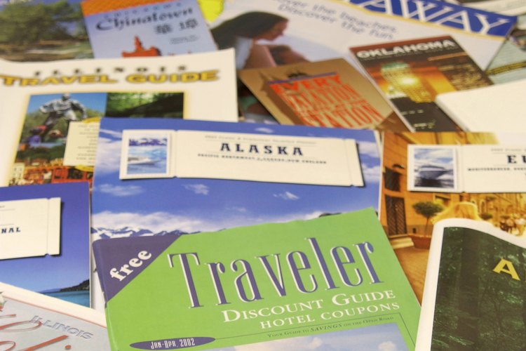 Los libros de viaje son muy útiles para los viajeros.