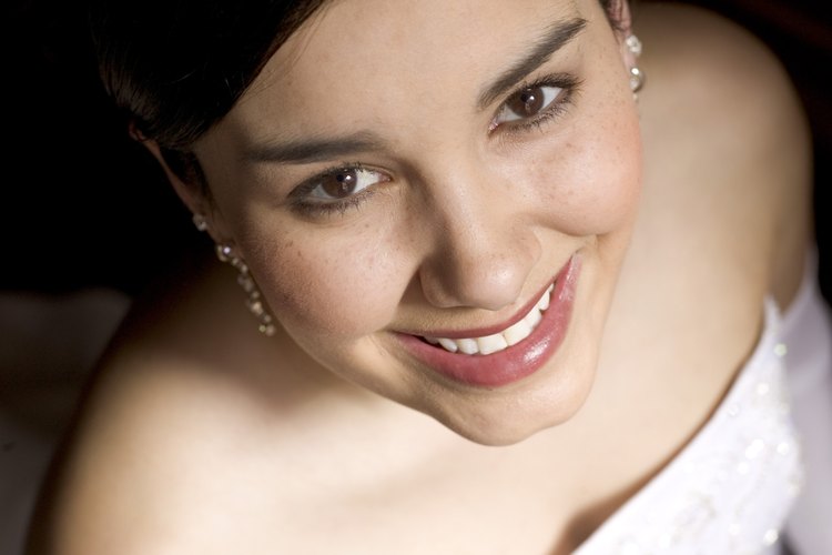 El corte princesa se usa popularmente para los vestidos de novia.
