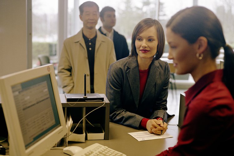 Recepcionista de banco.