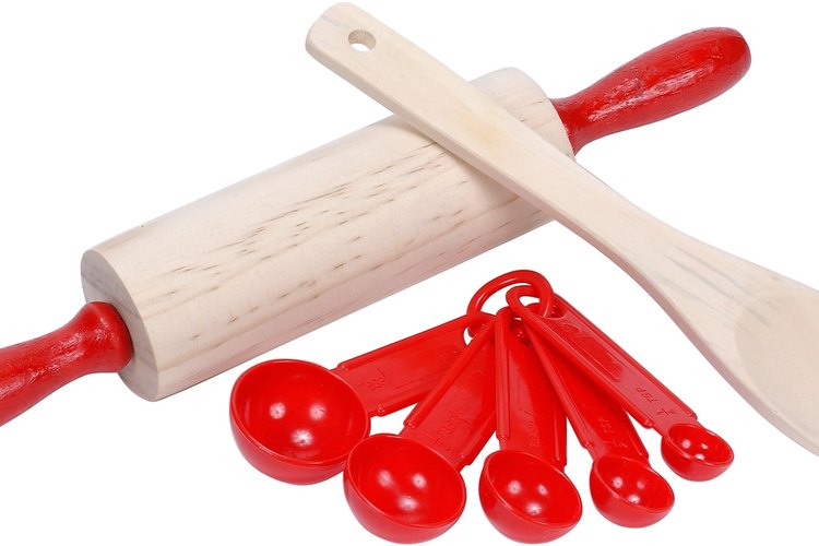 Las cucharas y tazas para medir son excelentes para conocer el peso de los ingredientes de tu receta.