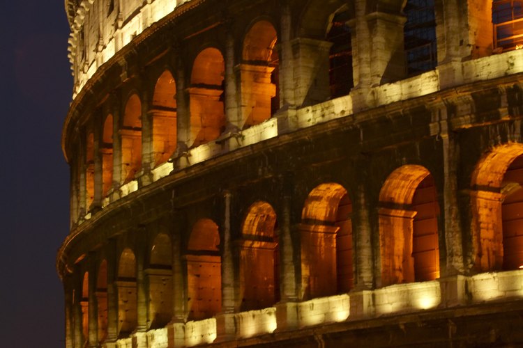 El Coliseo Romano es un monumento superviviente del entretenimiento durante el Imperio Romano.