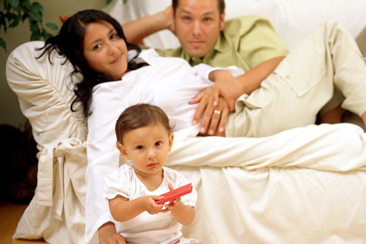 Conecta con tu pareja cuando los niños estén entretenidos.