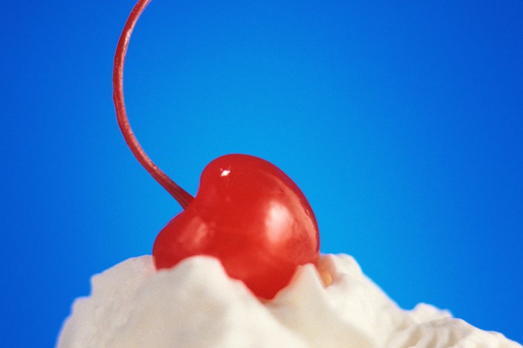 Batir mucho la leche condensada enlatada puede convertirla en mantequilla.