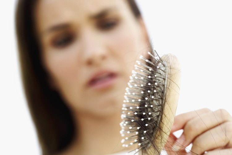 La pérdida del cabello debido a la tintura no es permanente.
