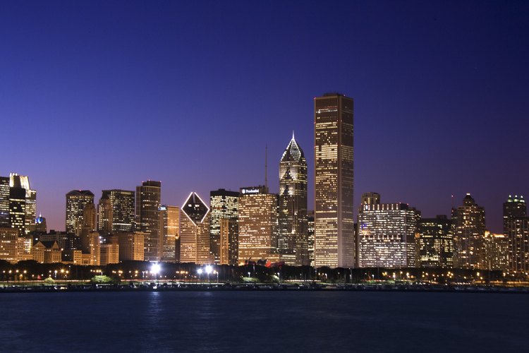 Chicago está llena de actividades para parejas, día y noche.