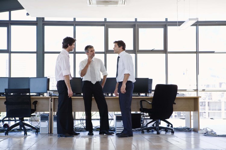 Ser diplomático en el trabajo requiere escuchar distintos puntos de vista.