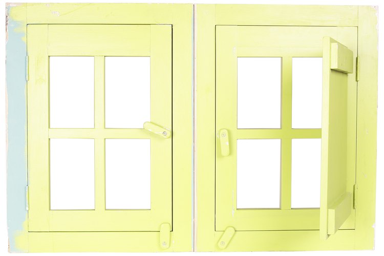 El uso de un marco de madera facilita una correcta instalación de la ventana.
