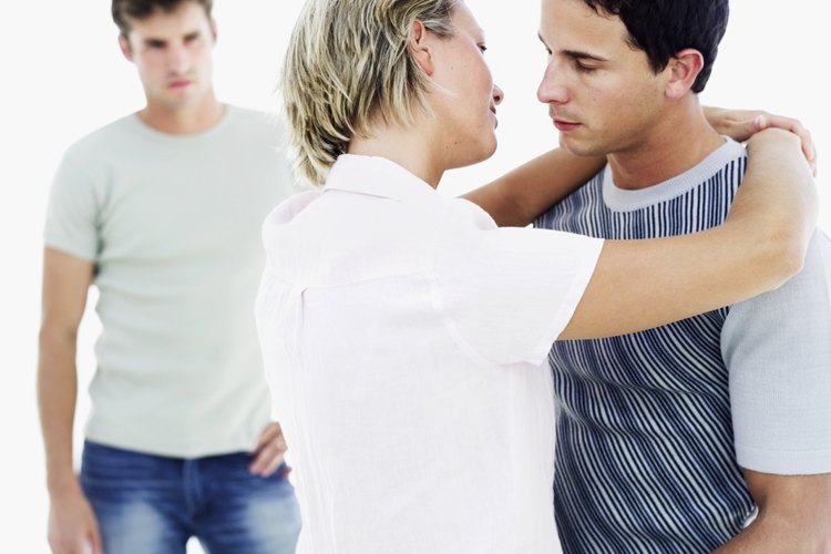 No necesitas verlo con tus propios ojos para saber que te engaña.