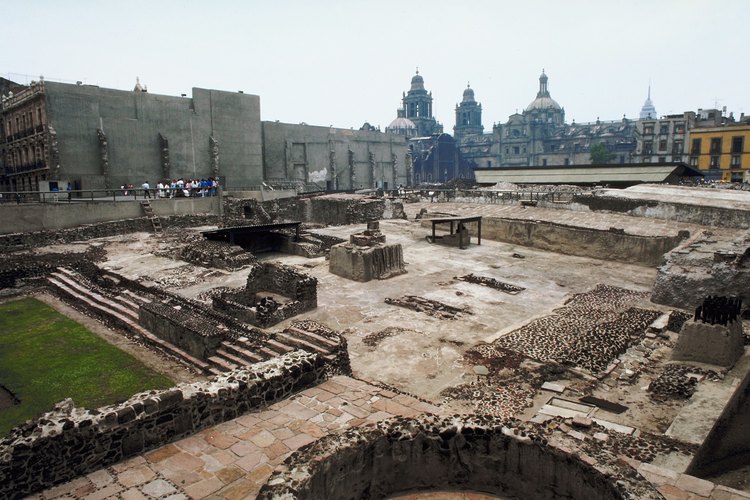 La ciudad de México está asentada en el sitio de la antigua civilización azteca.