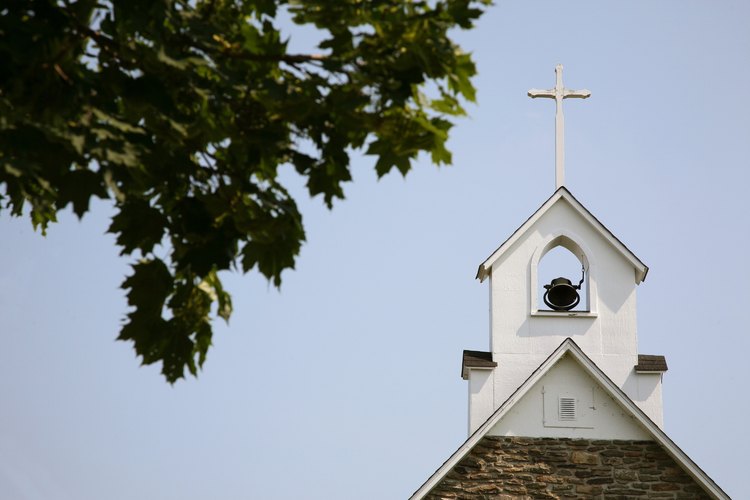 Hay mucho que conmemorar en un aniversario de una Iglesia.