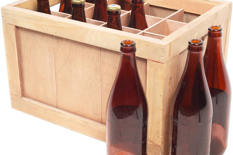 La mejor manera de limpiar las botellas sucias de cerveza